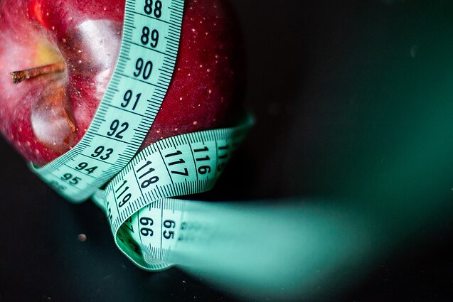 maksimalus svorio kritimas per keturis mėnesius ar po viduriavimo metate svorį