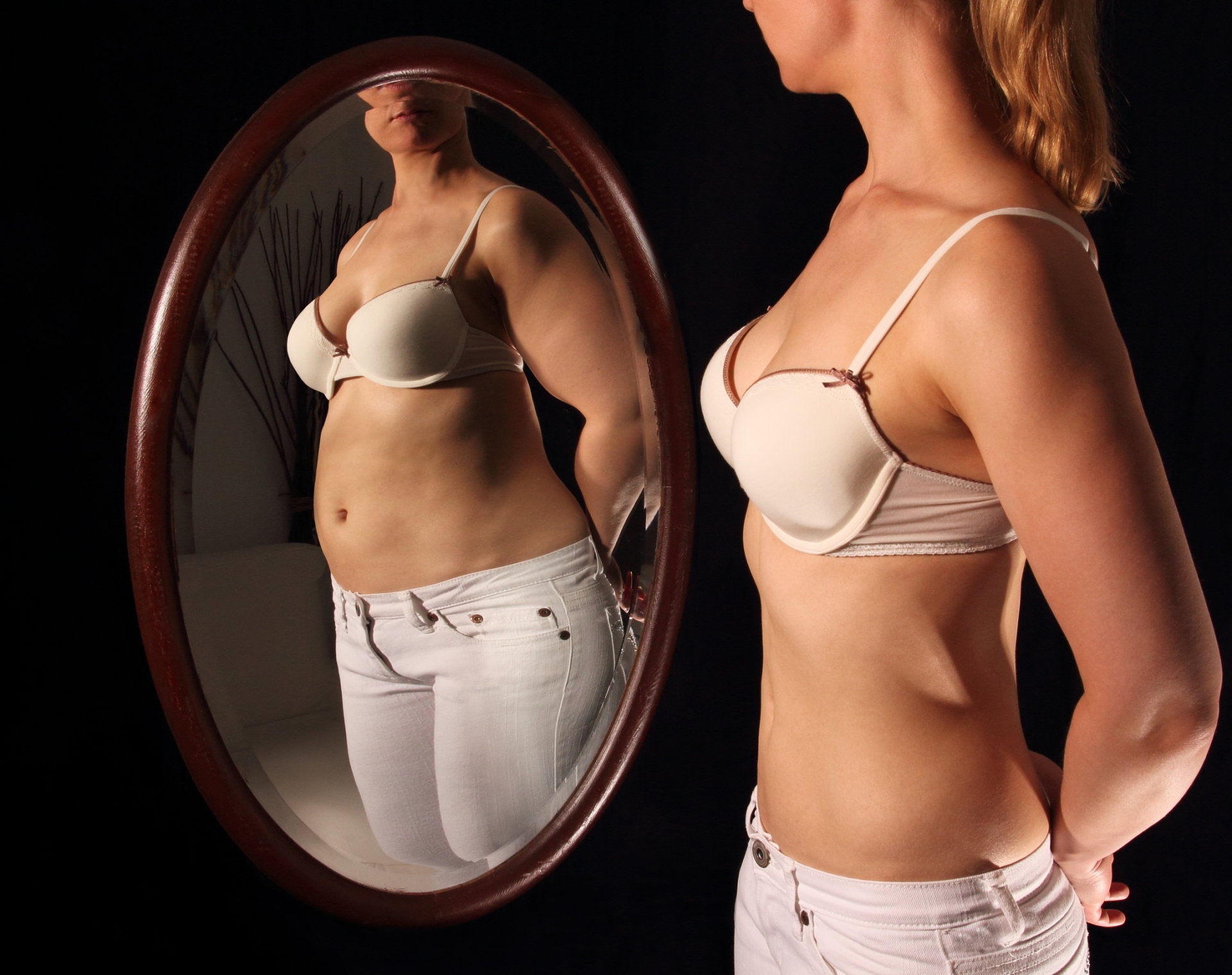 svorio anoreksijos šalutinis poveikis ereliai nusileidę svorio